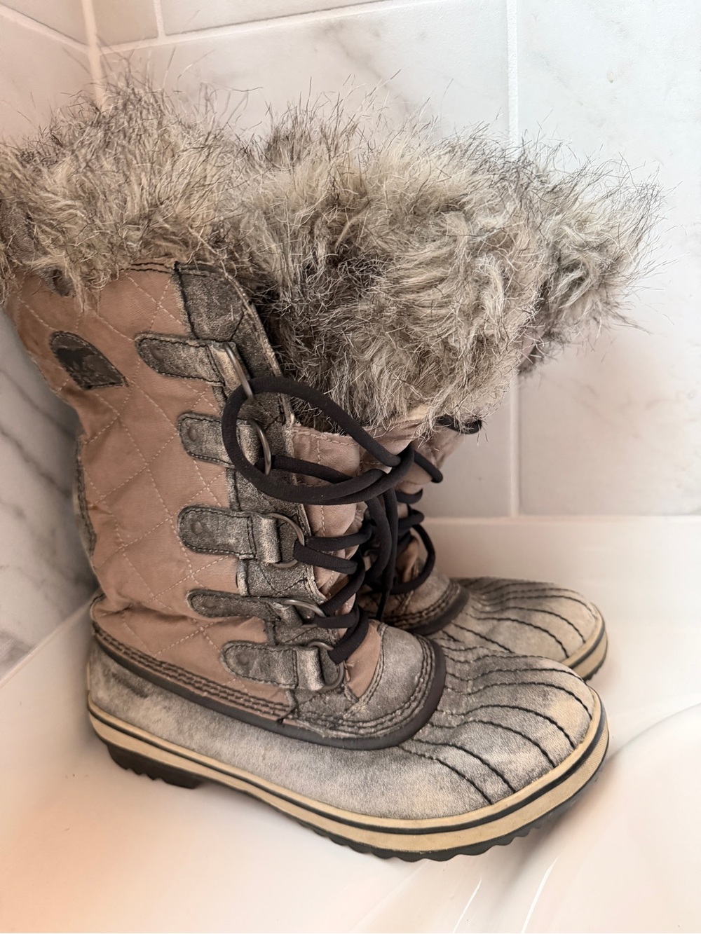 Sorel Women's Joan of arctic Tan and Gray Winter Fur-Trim Snow Boots